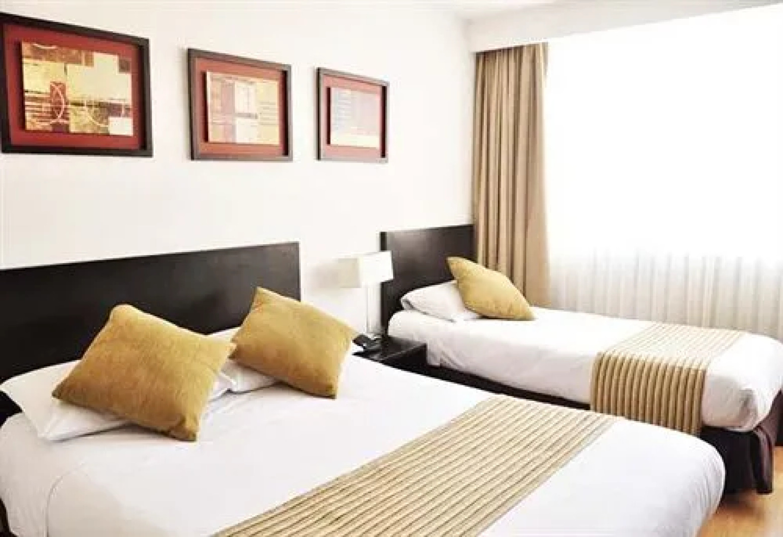 Hotel Innova Centro Internacional