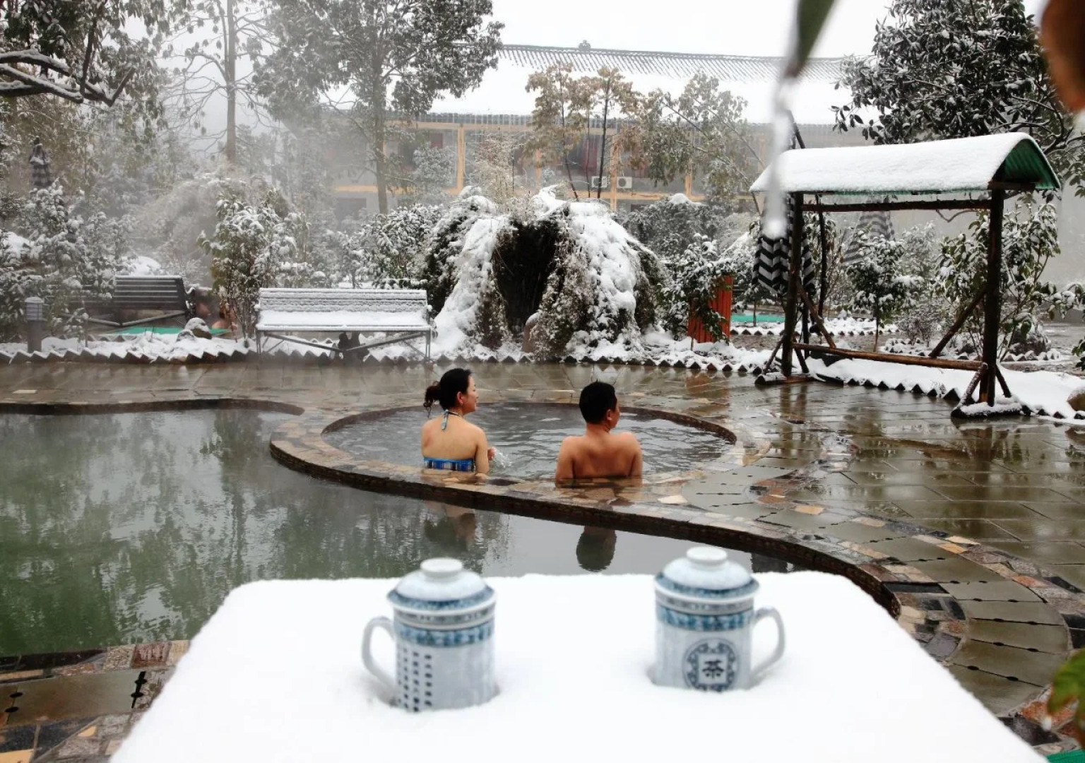 Huasheng Hotel (Chanlin Hot Spring Silver Villa)