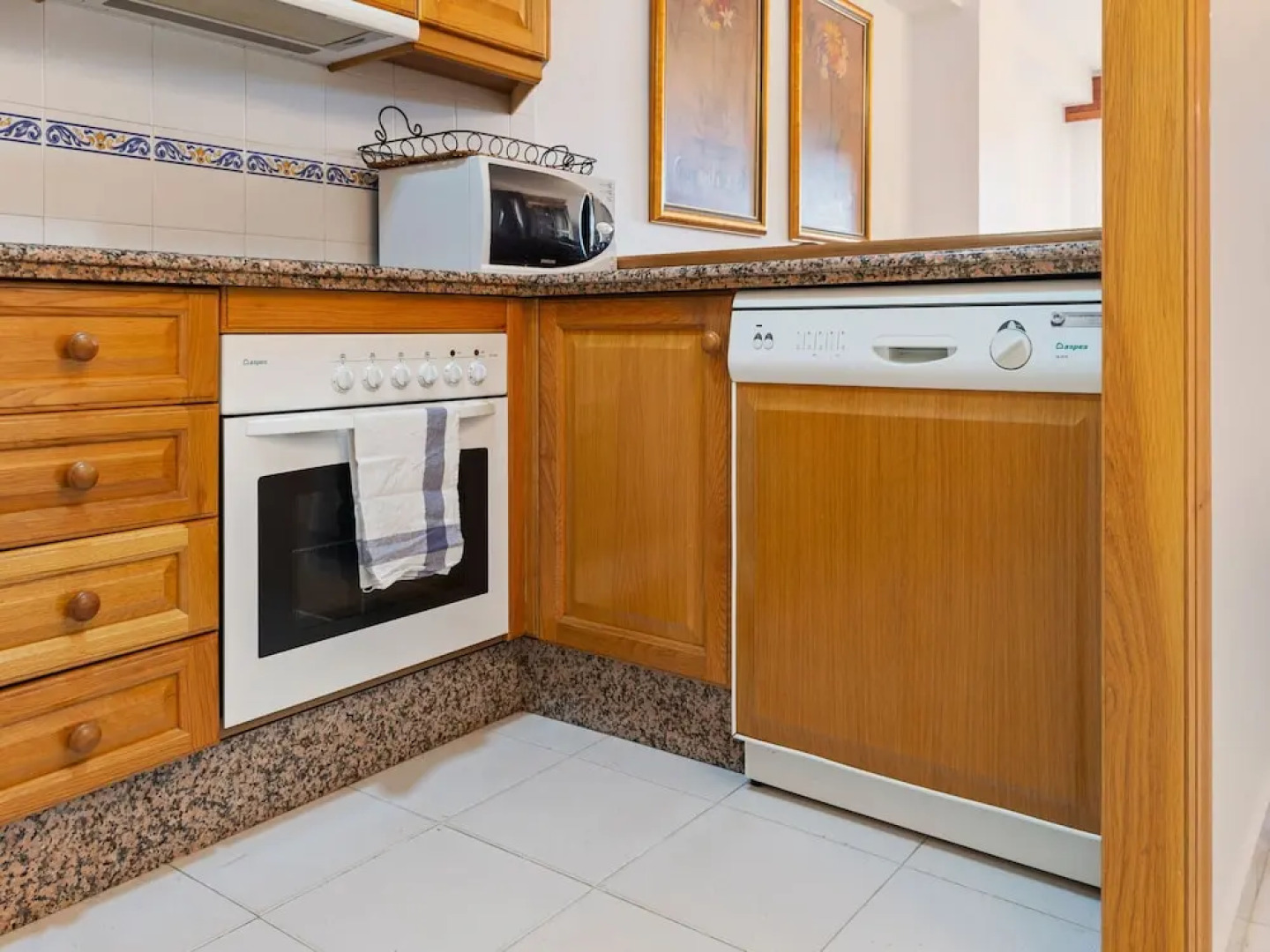 Lovely Holiday Home in Islantilla with Swimming Pool