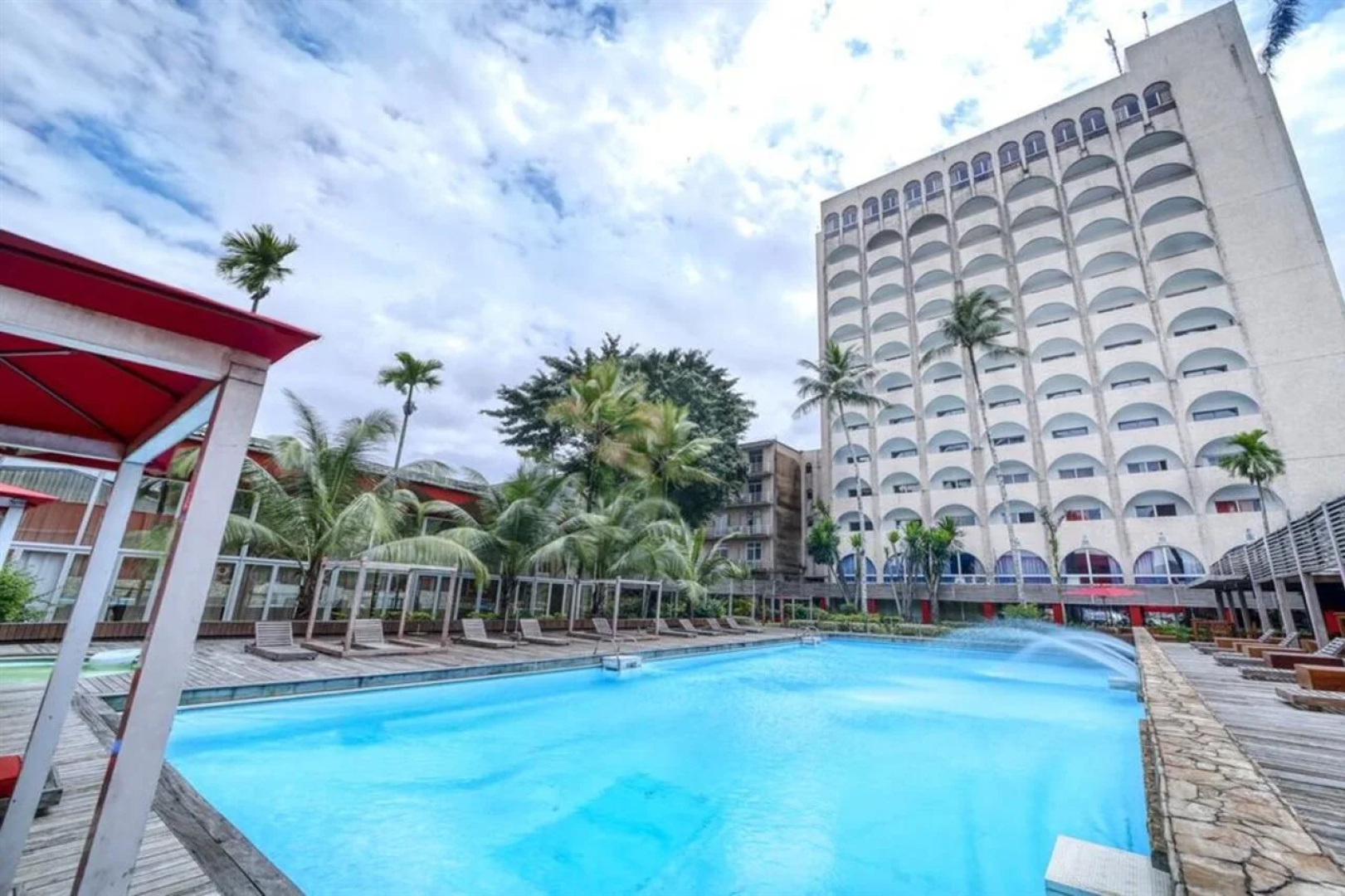 Hotel Akwa Palace
