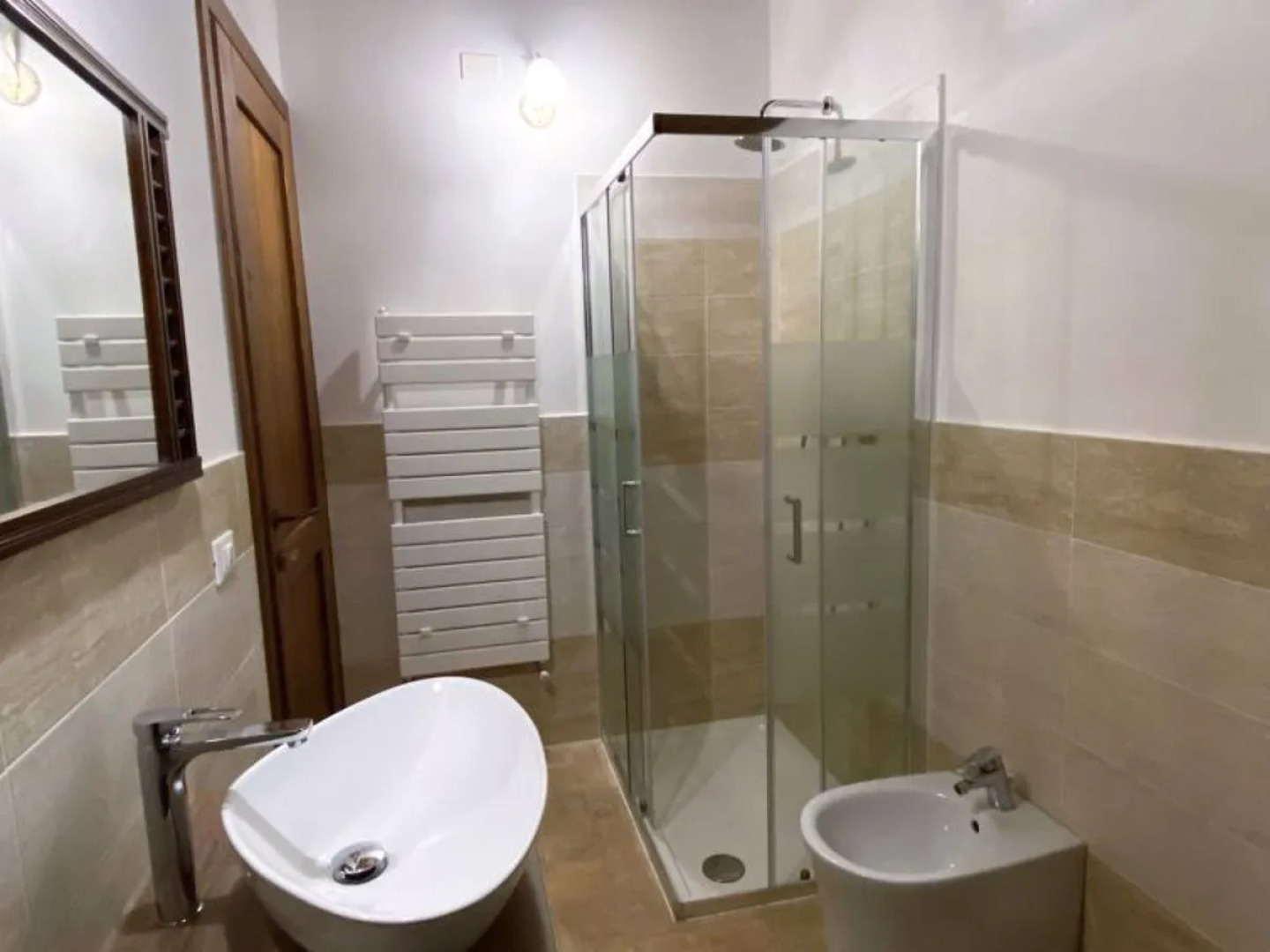 House Aves Guardistallo