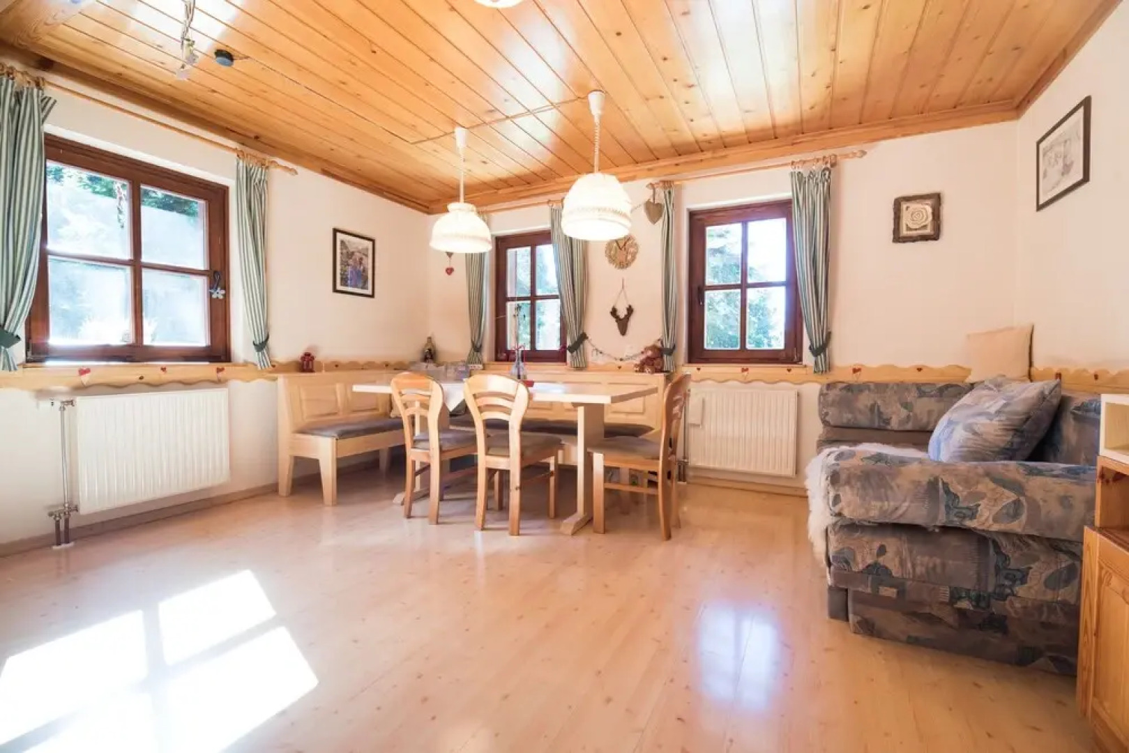 Apartmajska hiša Muštrinka