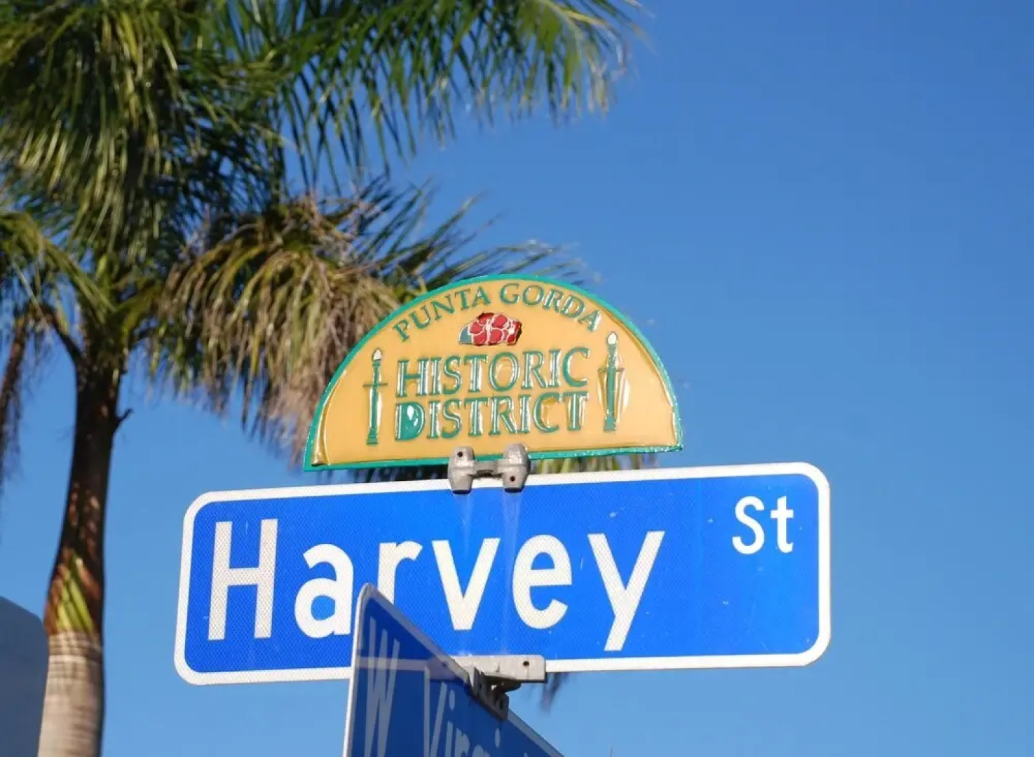 The Pineapple Cottage