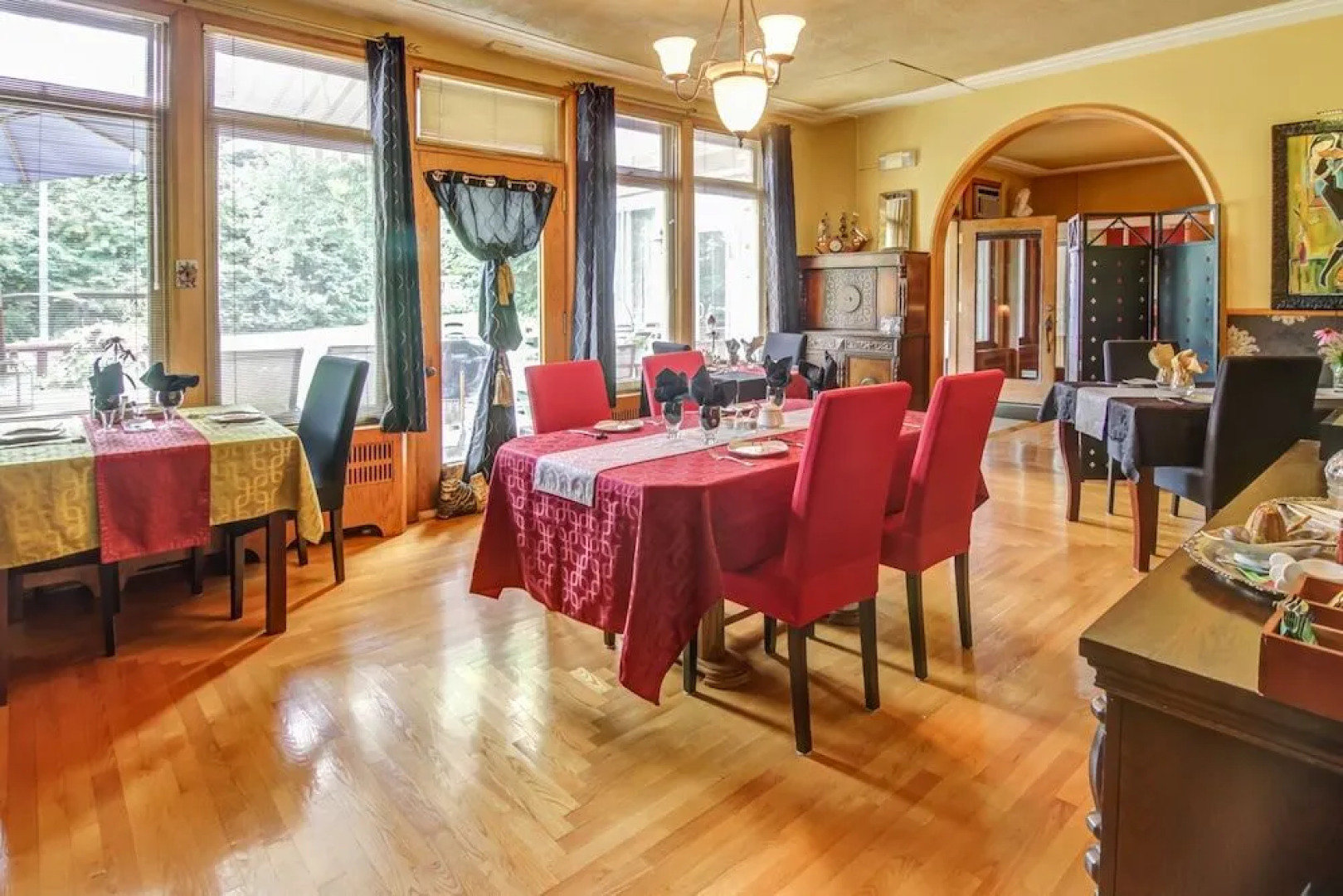 Chateau Murdock Gite et Esthétique 1950