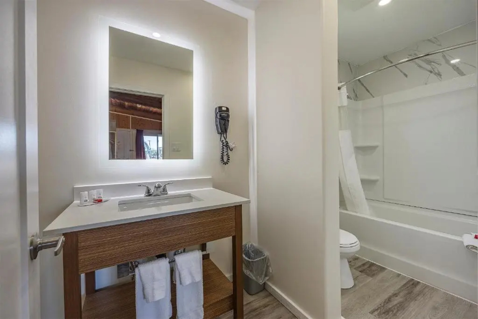 Ramada Gananoque Provincial Inn