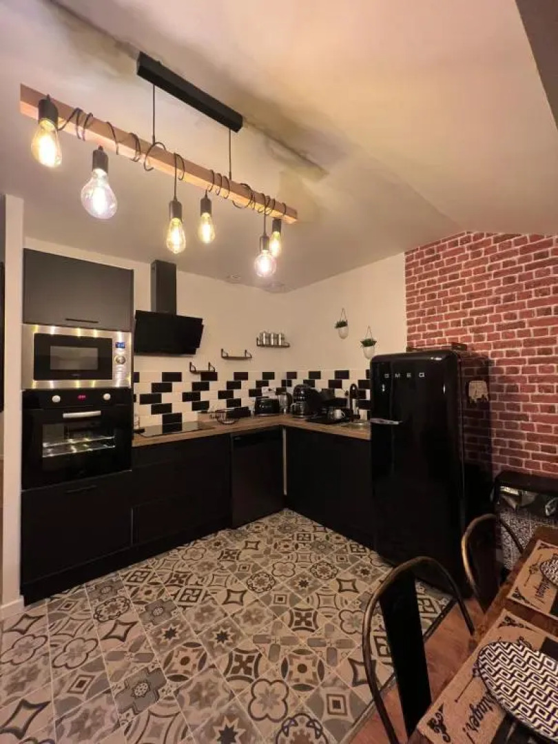 BEAU T3 STYLE INDUSTRIEL N20 ORLY PARIS WIFI Underground Industry