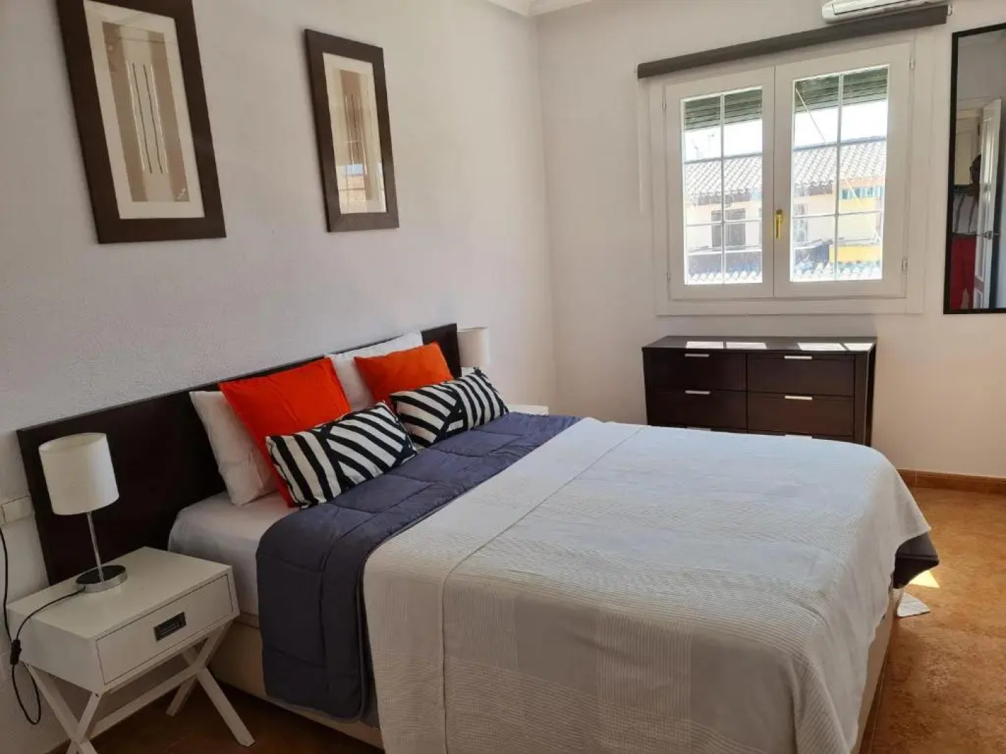 Centrally Located Apartment in the Beautiful Town of Los Alcazares - RDA28LA