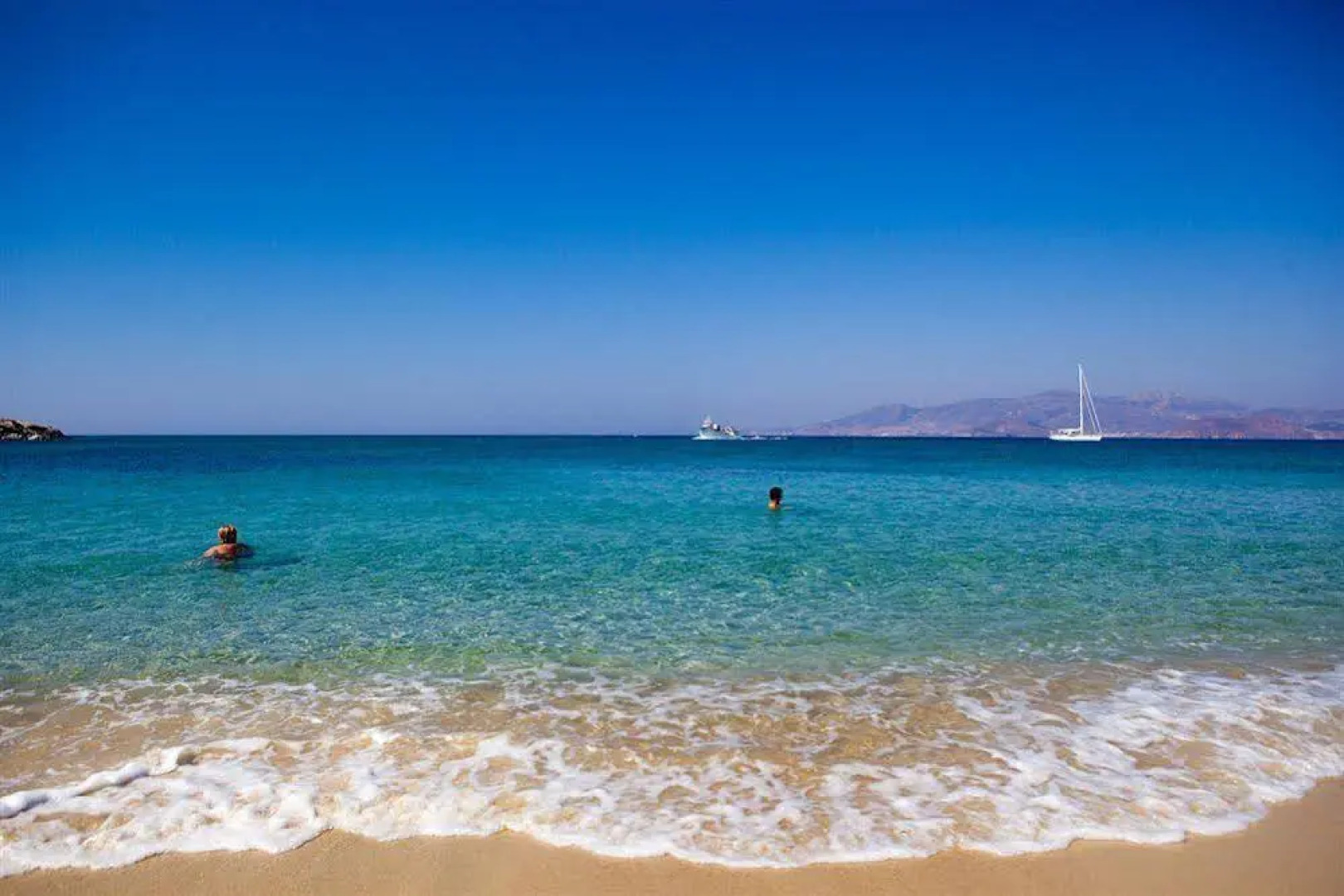 Iades Studios & Apartments