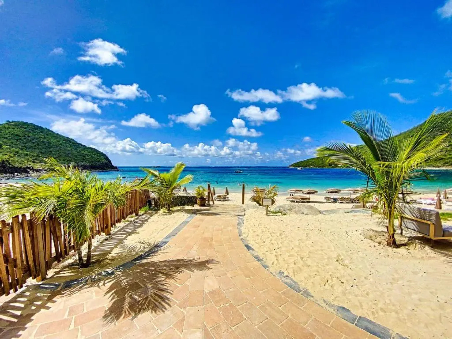 Acacia Beach 66, beautiful Dupleix 250 m from Anse Marcel Beach
