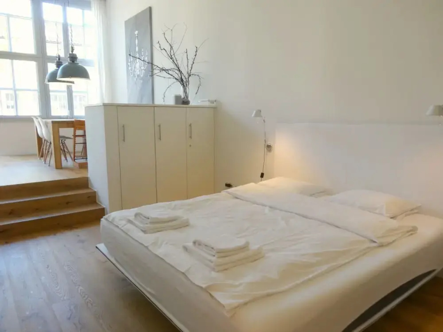 AirHosted - Zurich Vacation Home Rentals