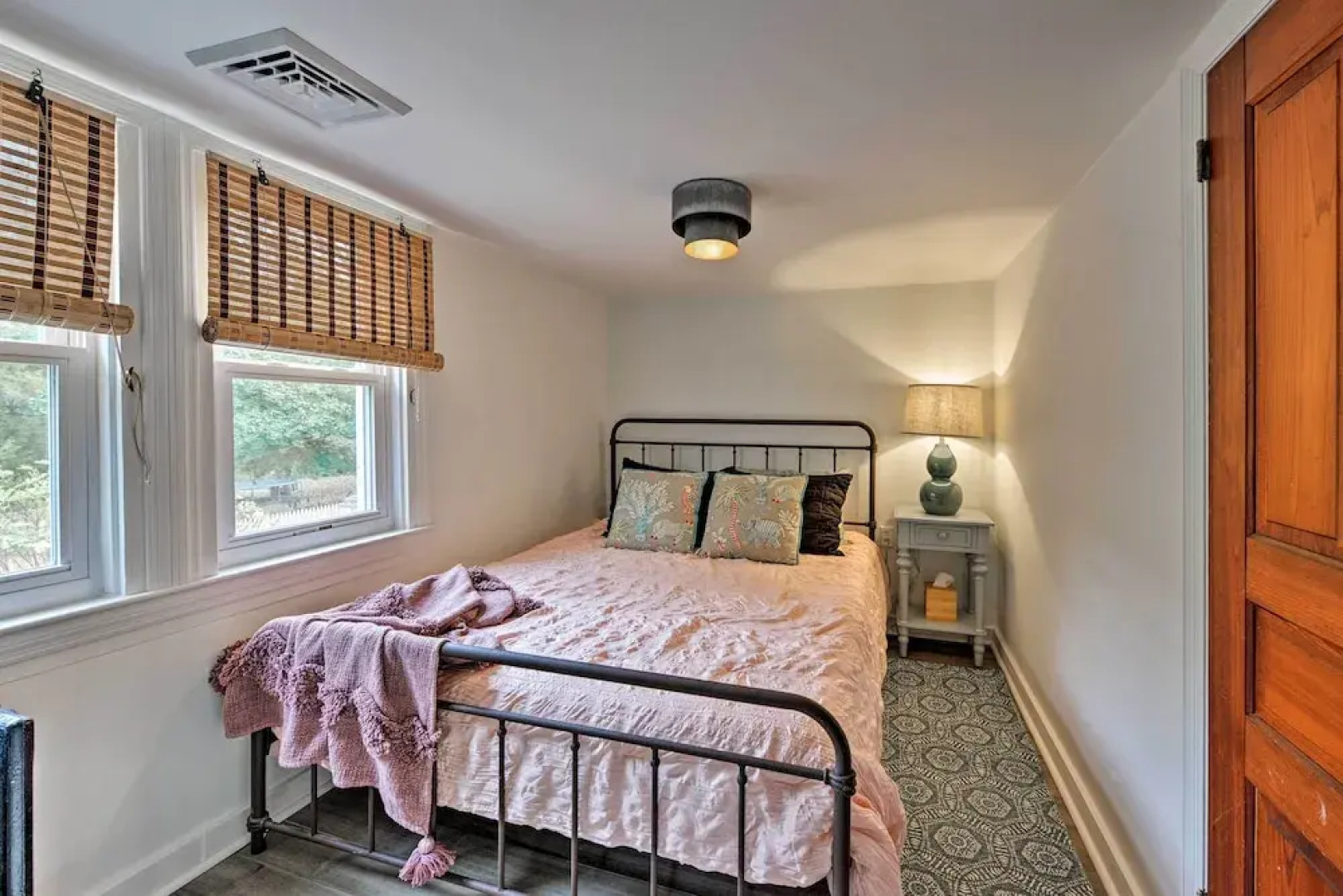 'poplar Cottage' Minutes to Stone Harbor Beaches!