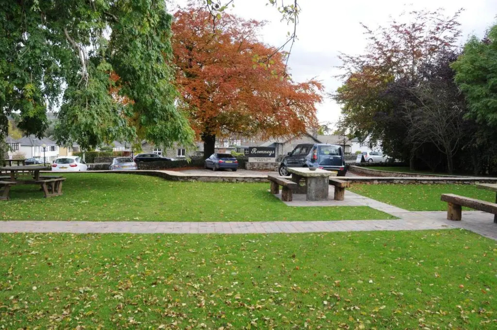 Romneys Apartments and Suites