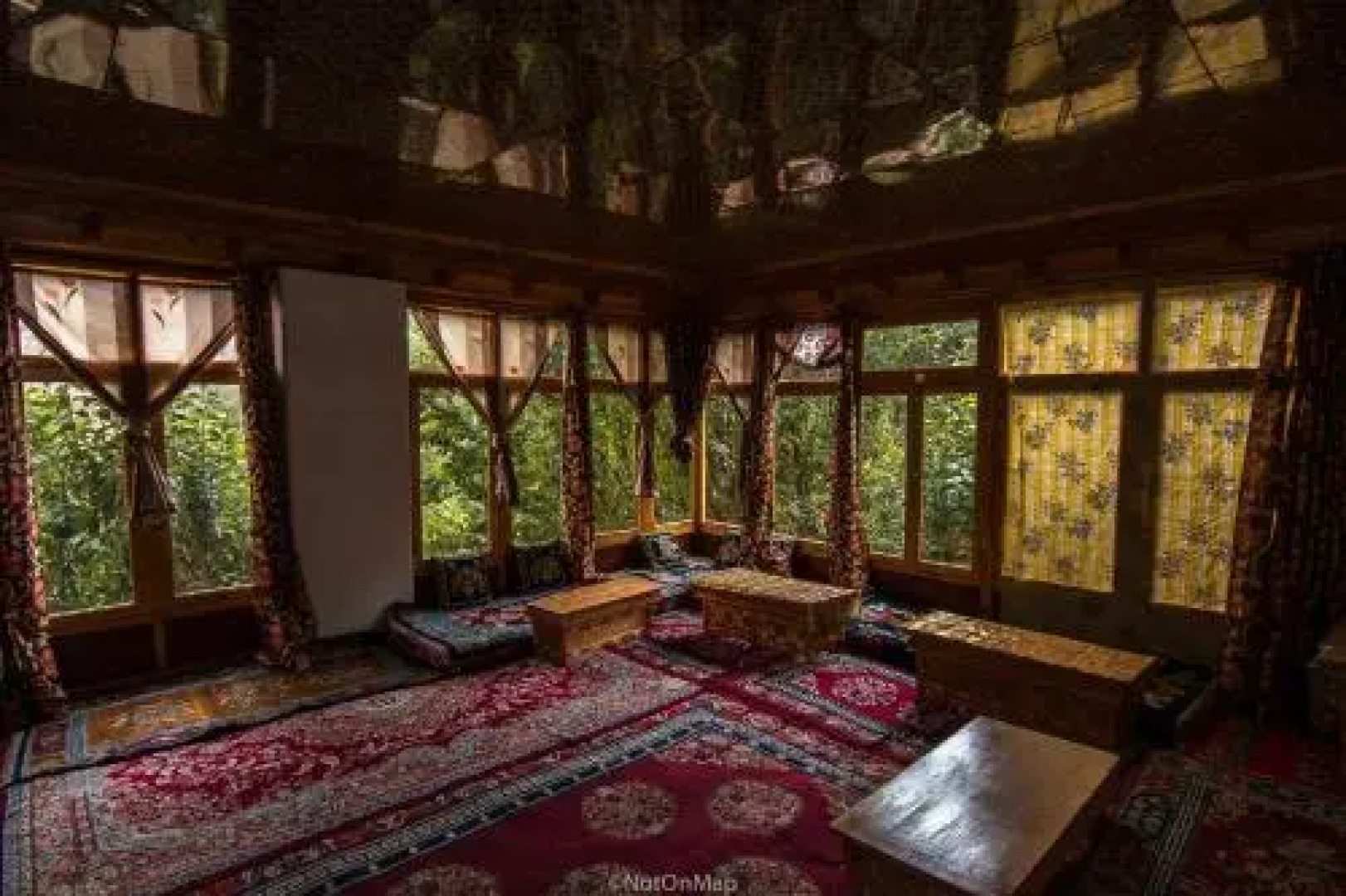 Notonmap - Dragung House