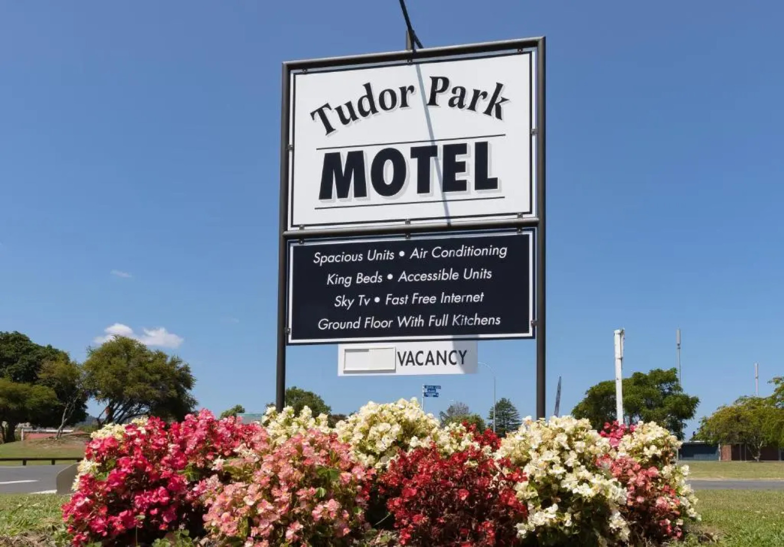 Tudor Park Motel