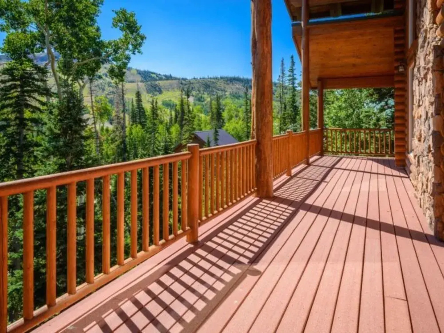 Navajo Ridge 360 Views by RedAwning