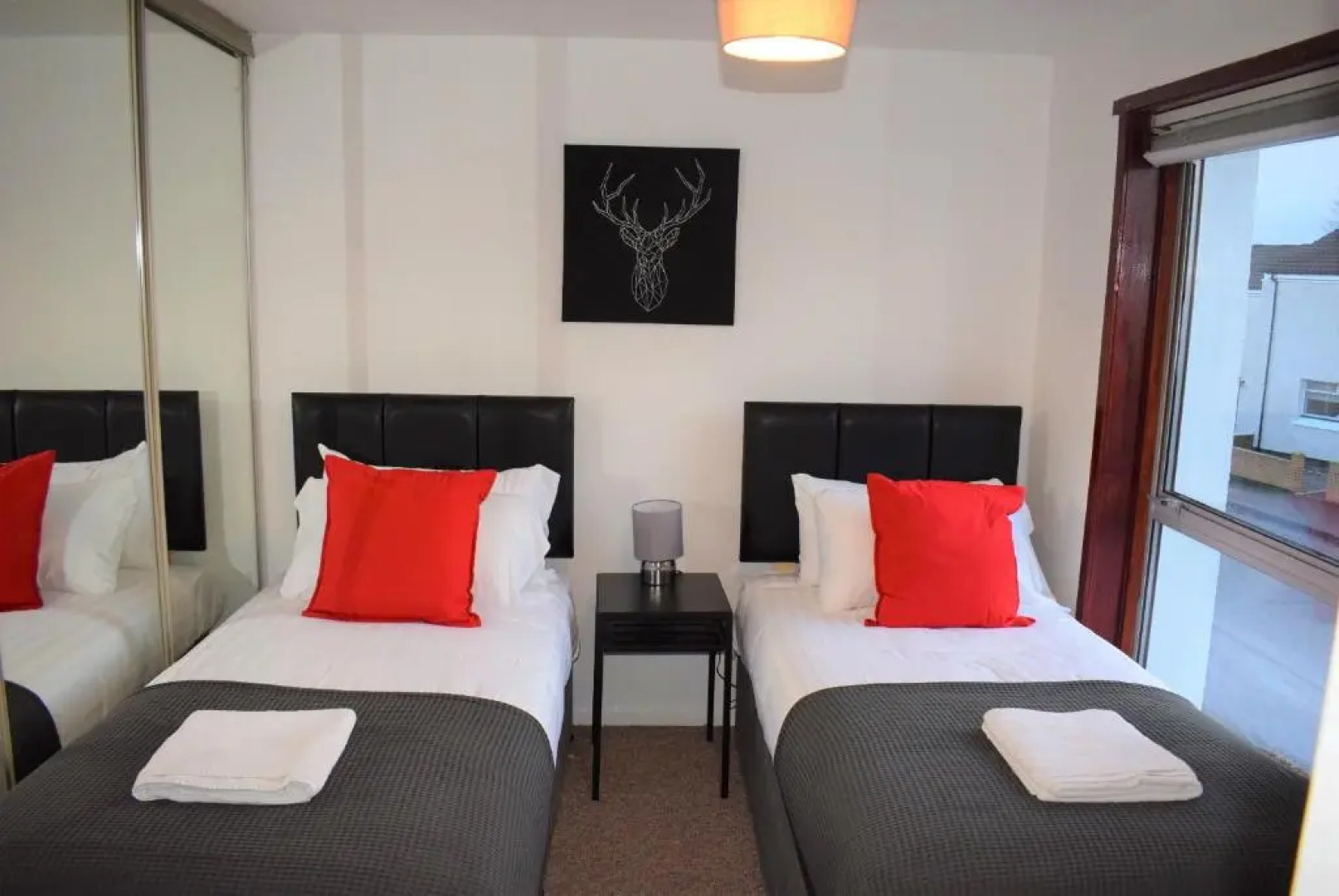 3 Bedroom-Kelpies Serviced Apartments Burns