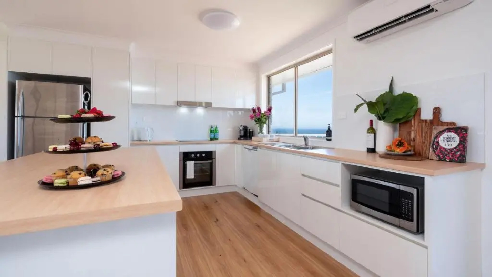 SUNNYSIDE Gerroa 4pm Check Out Sundays except Peak season