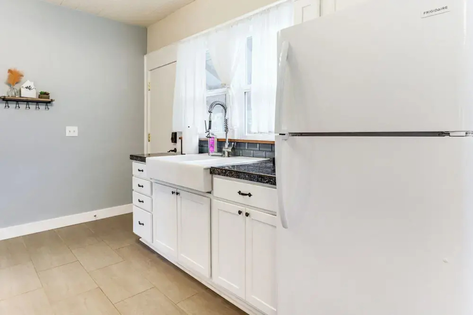 Walkable Location: Quaint Cottage in Forest Grove!