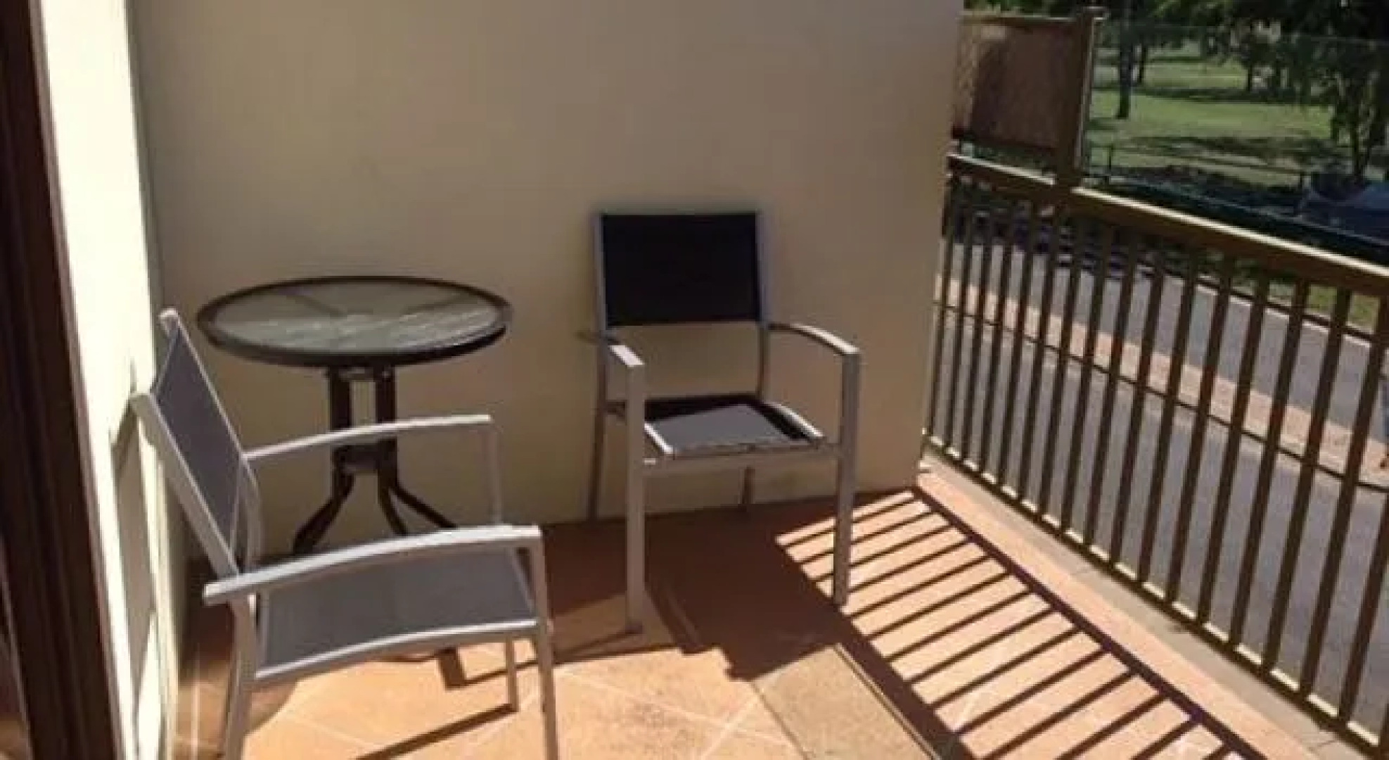 Emerald Executive Apartments