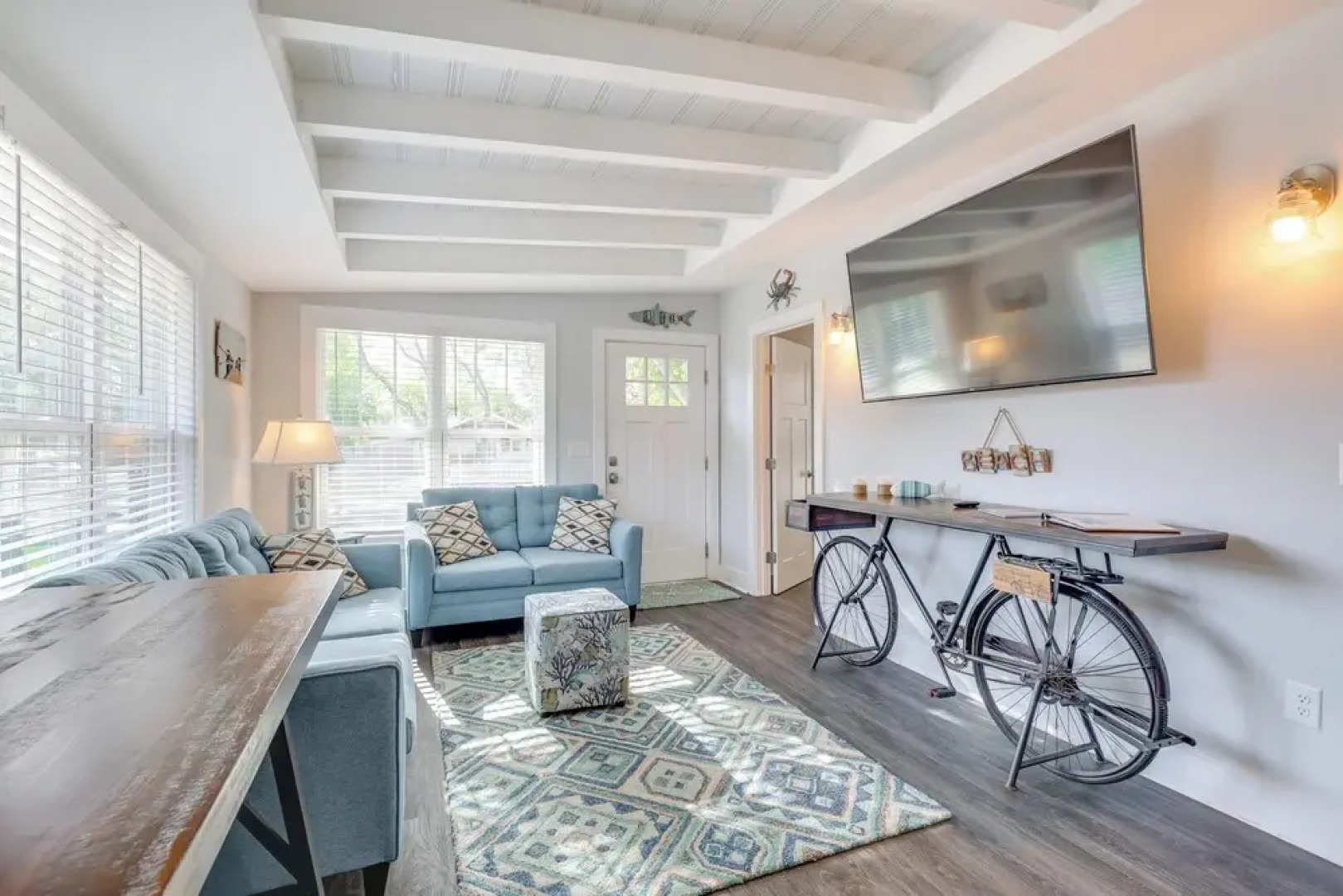 Modern Oak Island Escape: 1 Mile to Long Beach!