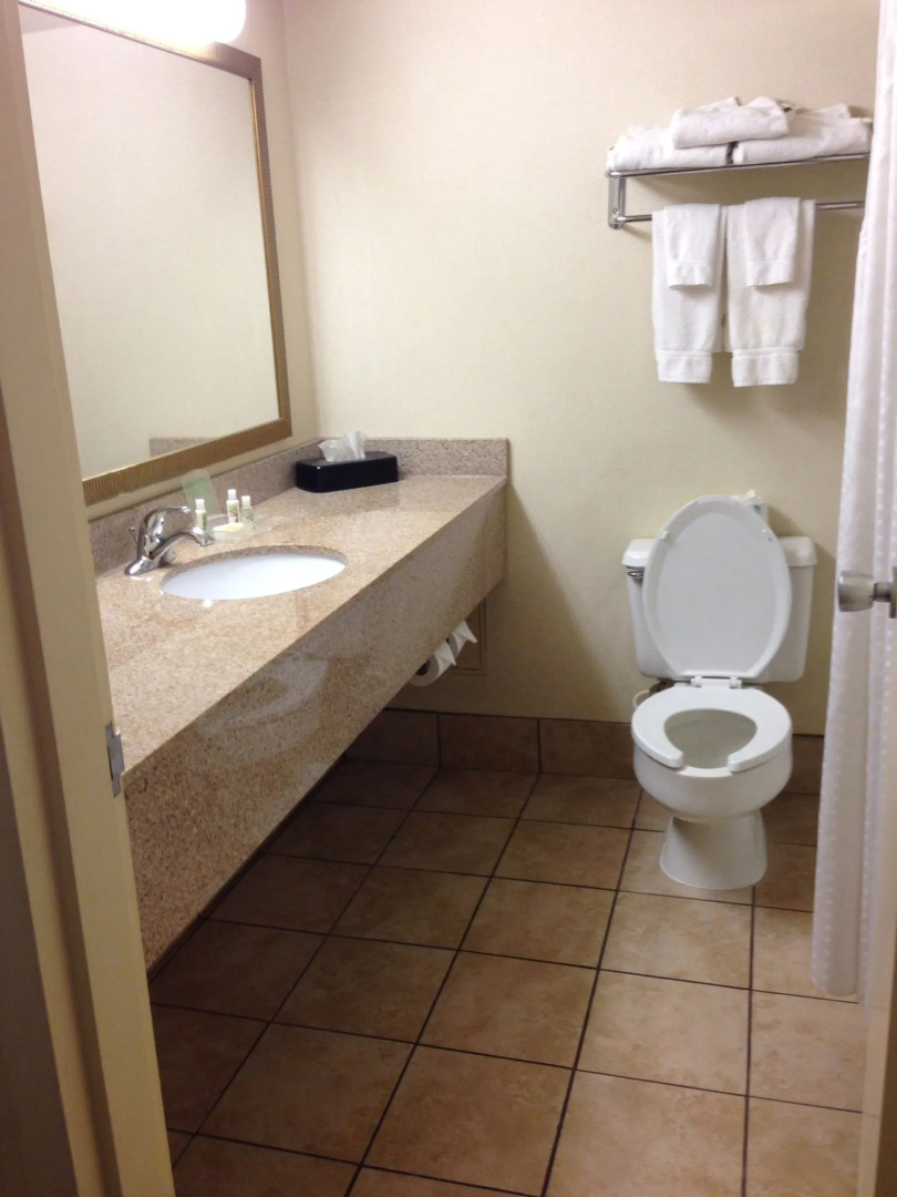 Holiday Inn Fayetteville-I-95 South