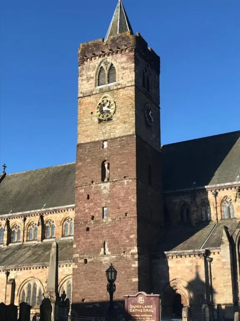 Fantastic 2 bed flat in Dunblane High Street