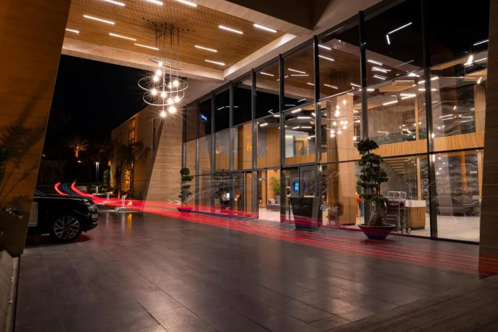 The Norm Collection Door'a