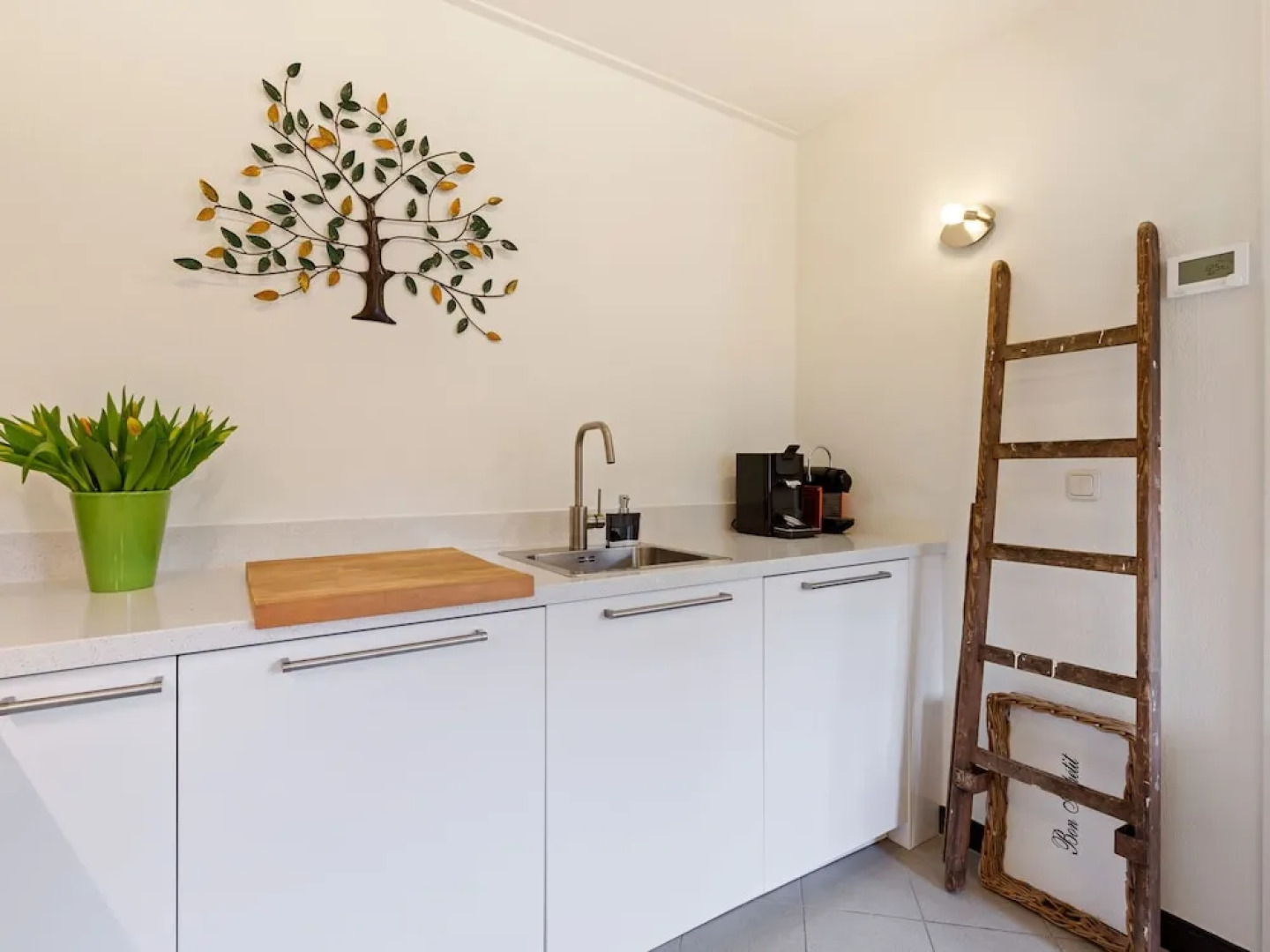 Enticing Holiday Home in Ruurlo with Garden