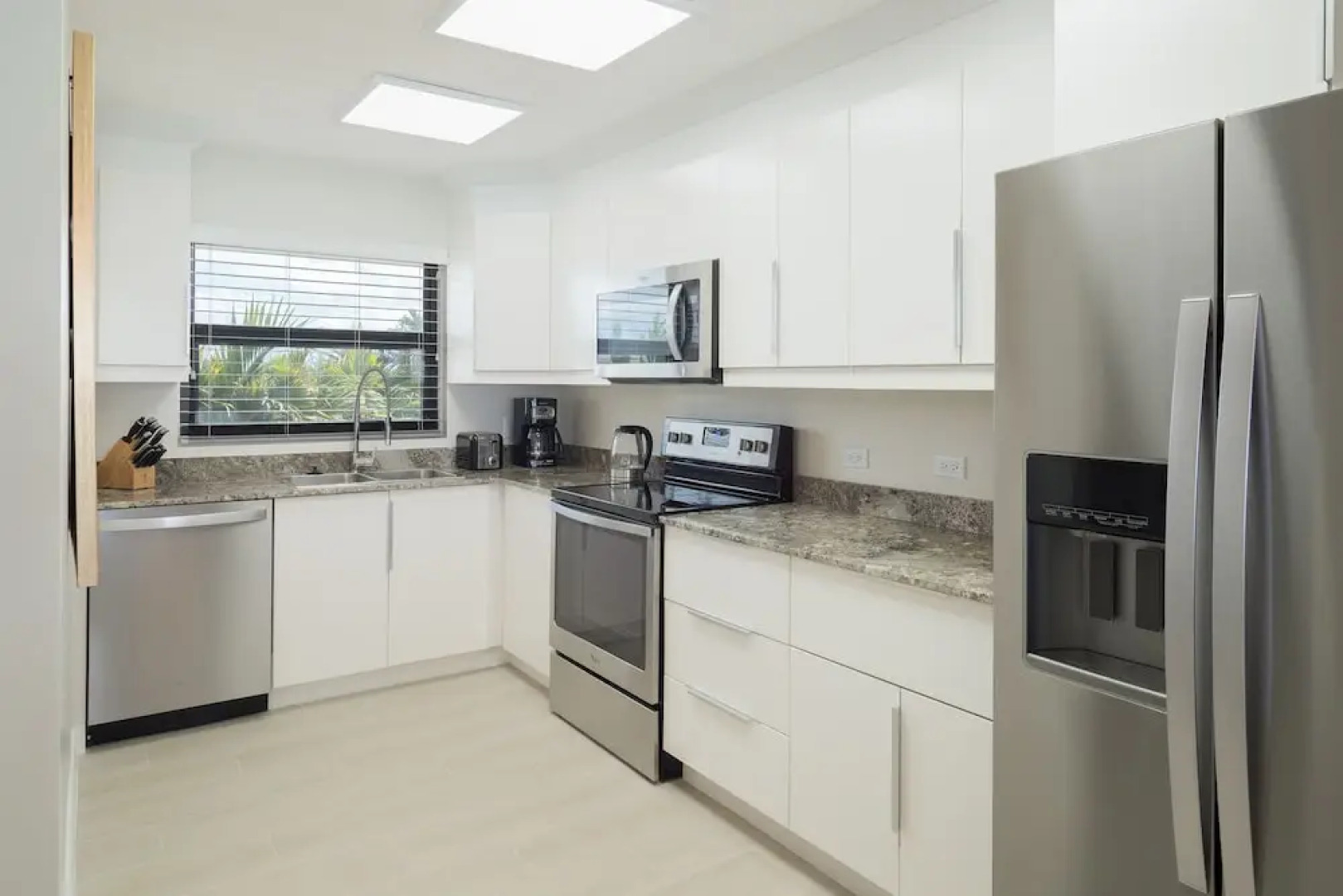 Casa Caribe Condominiums Unit 21