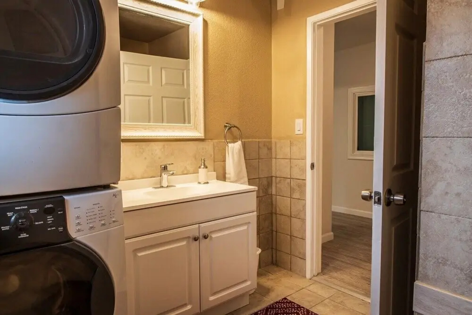 Cozy Three Bedroom in Concord