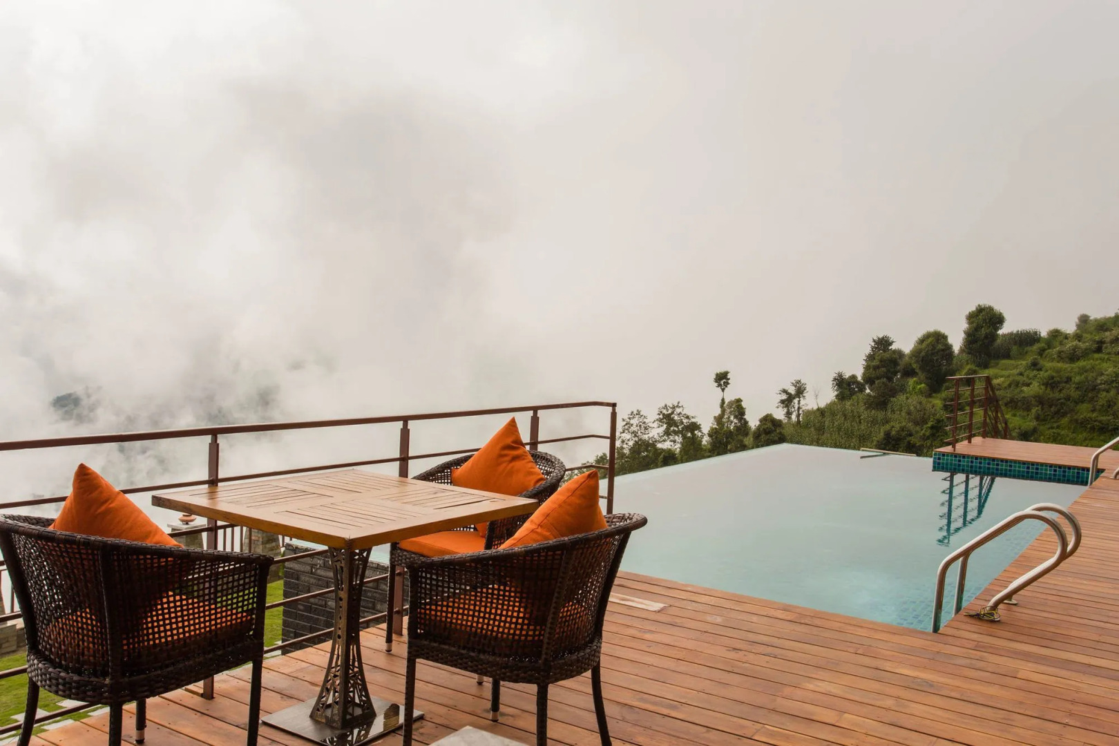 Hotel Mystic Mountain