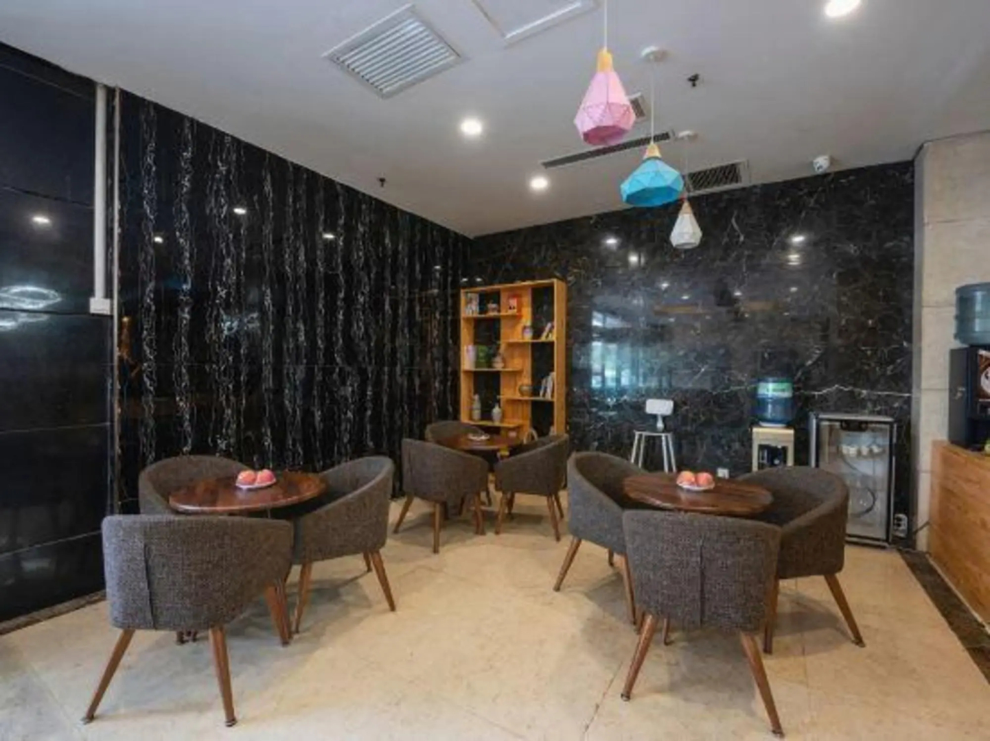 Binzhi International Hotel