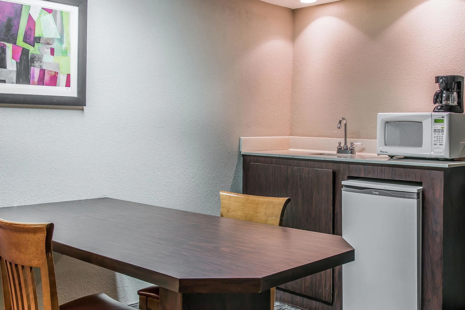 Quality Inn and Suites Livonia