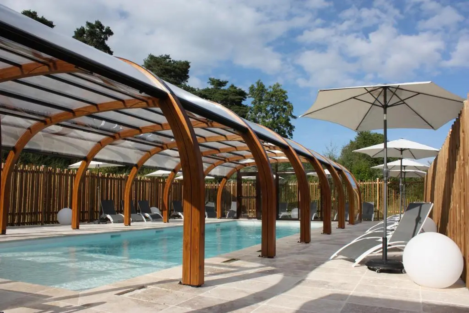 Volcans Vacances Les Chalets Du Lac