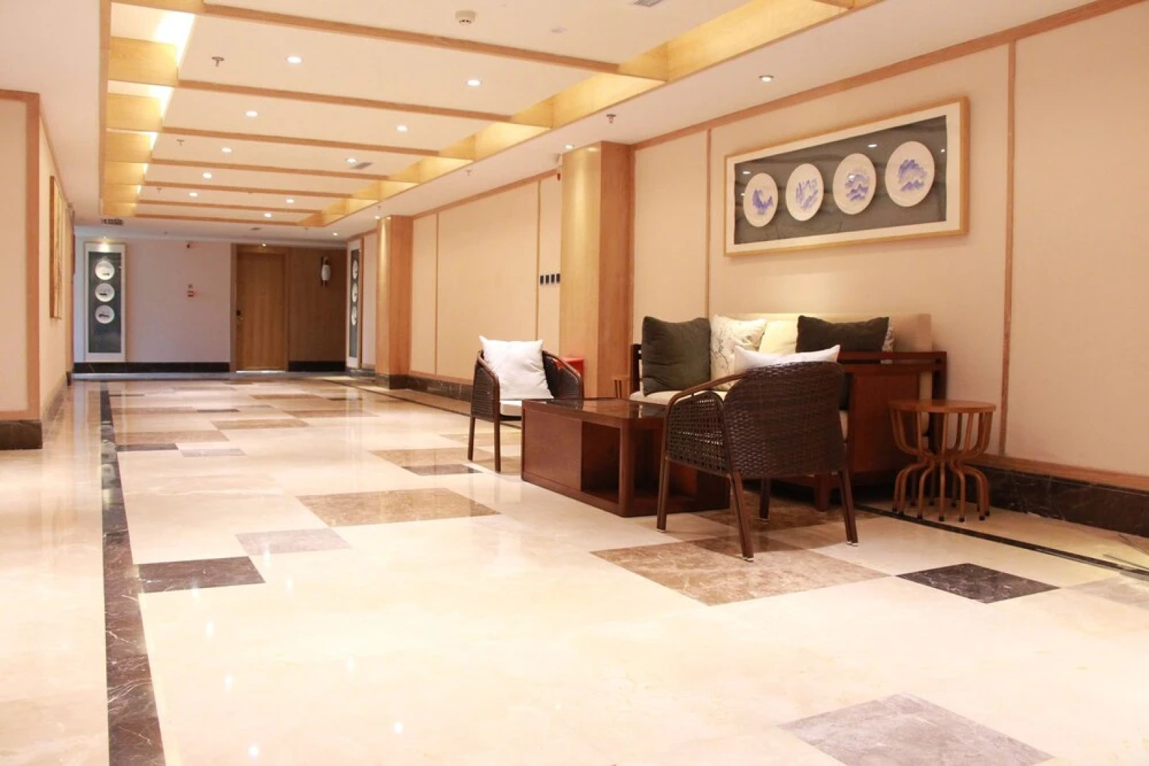 Queshan Lake Arcadia International Resort