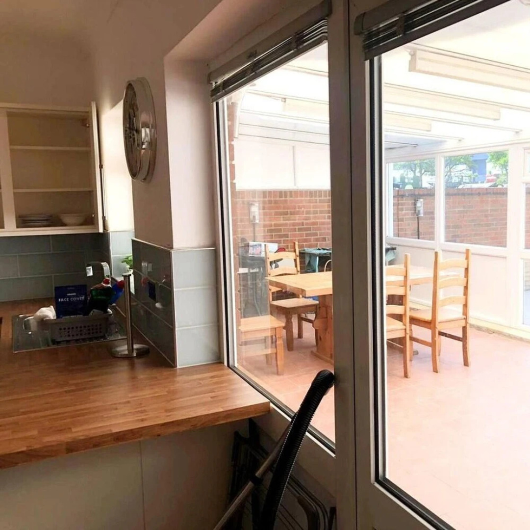 Spacious 3BR Home in Bedford for Big Groups