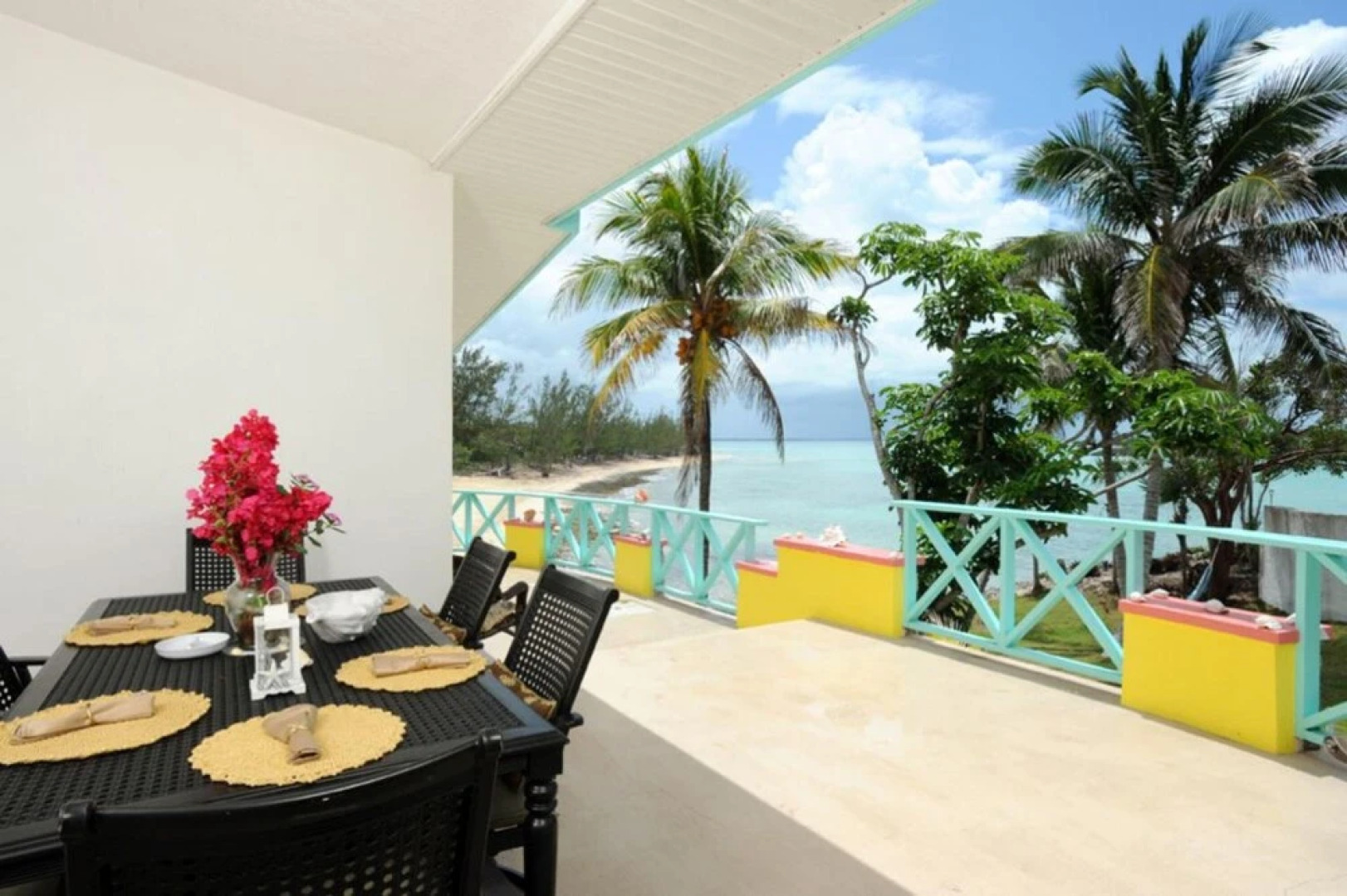 Pau Pau Beach Estate by Eleuthera Vacation Rentals