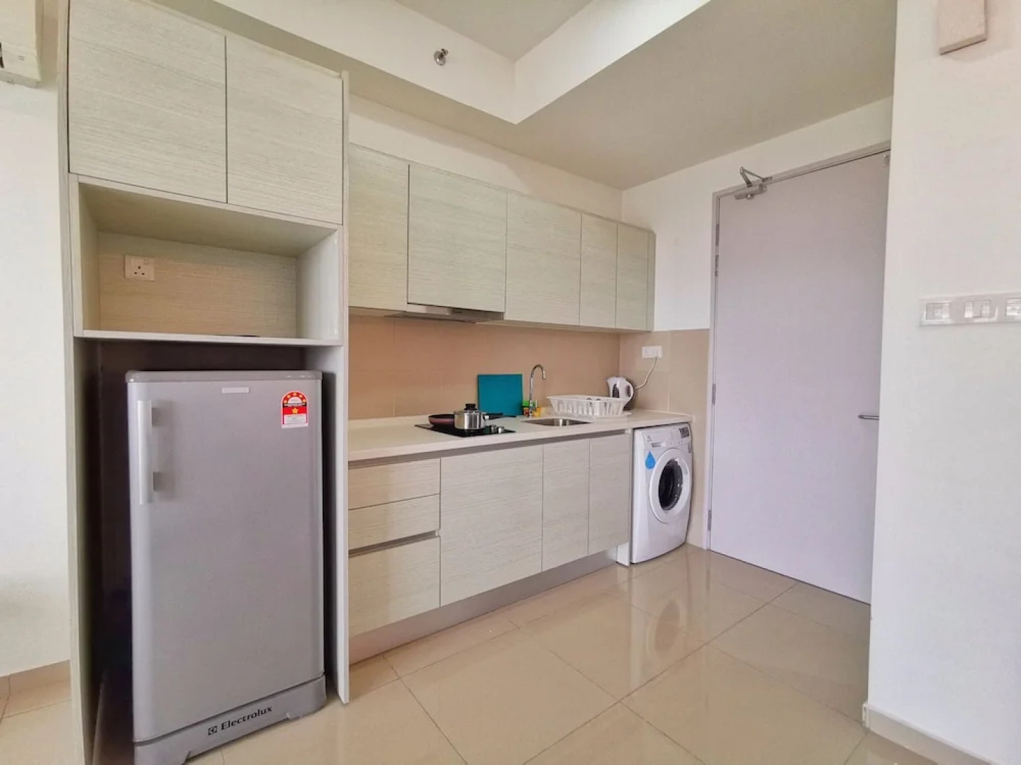 Eminent Suite @ i-Soho, i-City