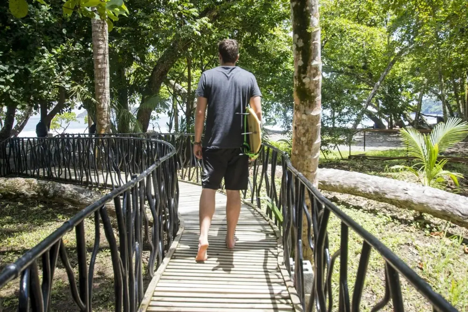 Oceanfront Hotel Verde Mar direct access to the beach