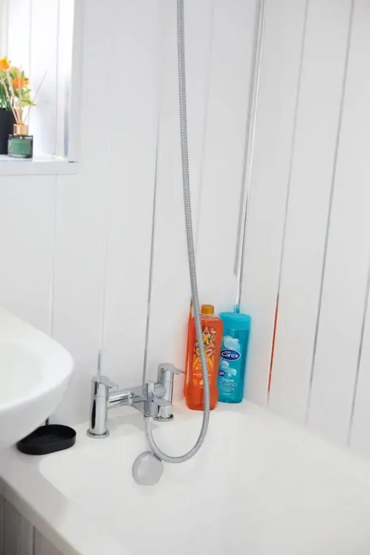 Ol-mumps Cosy 2bd Free Parking & Wifi