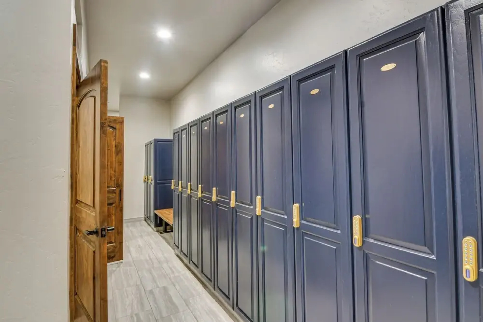 Ski-in/ski-out Granby Ranch Condo w/ Pool Access