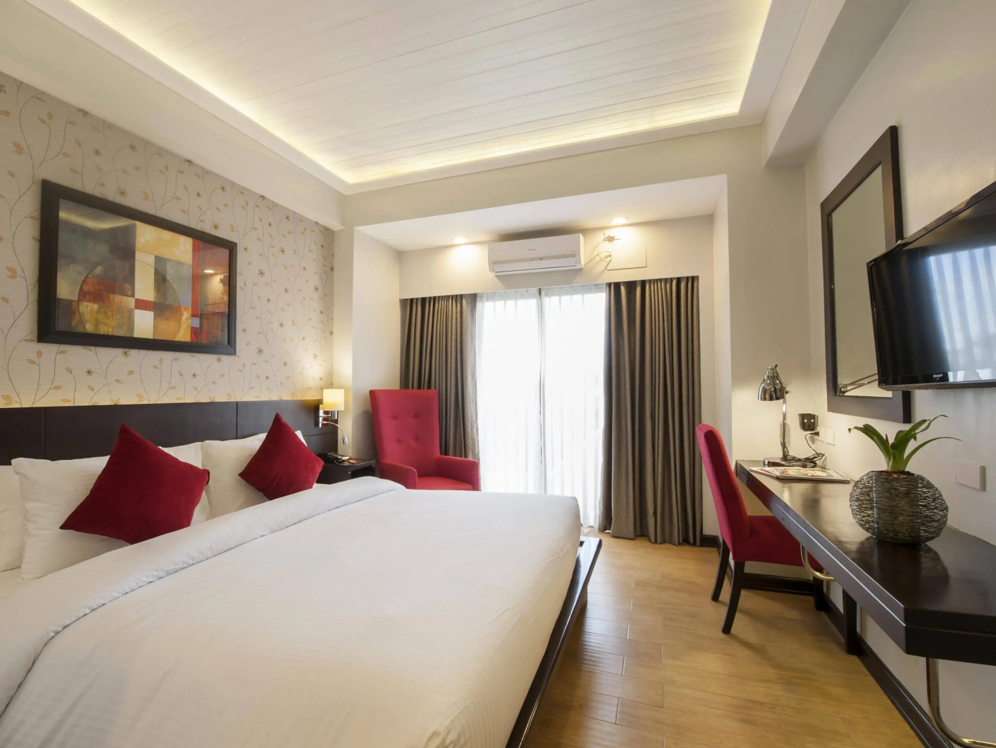 Venus Parkview Hotel