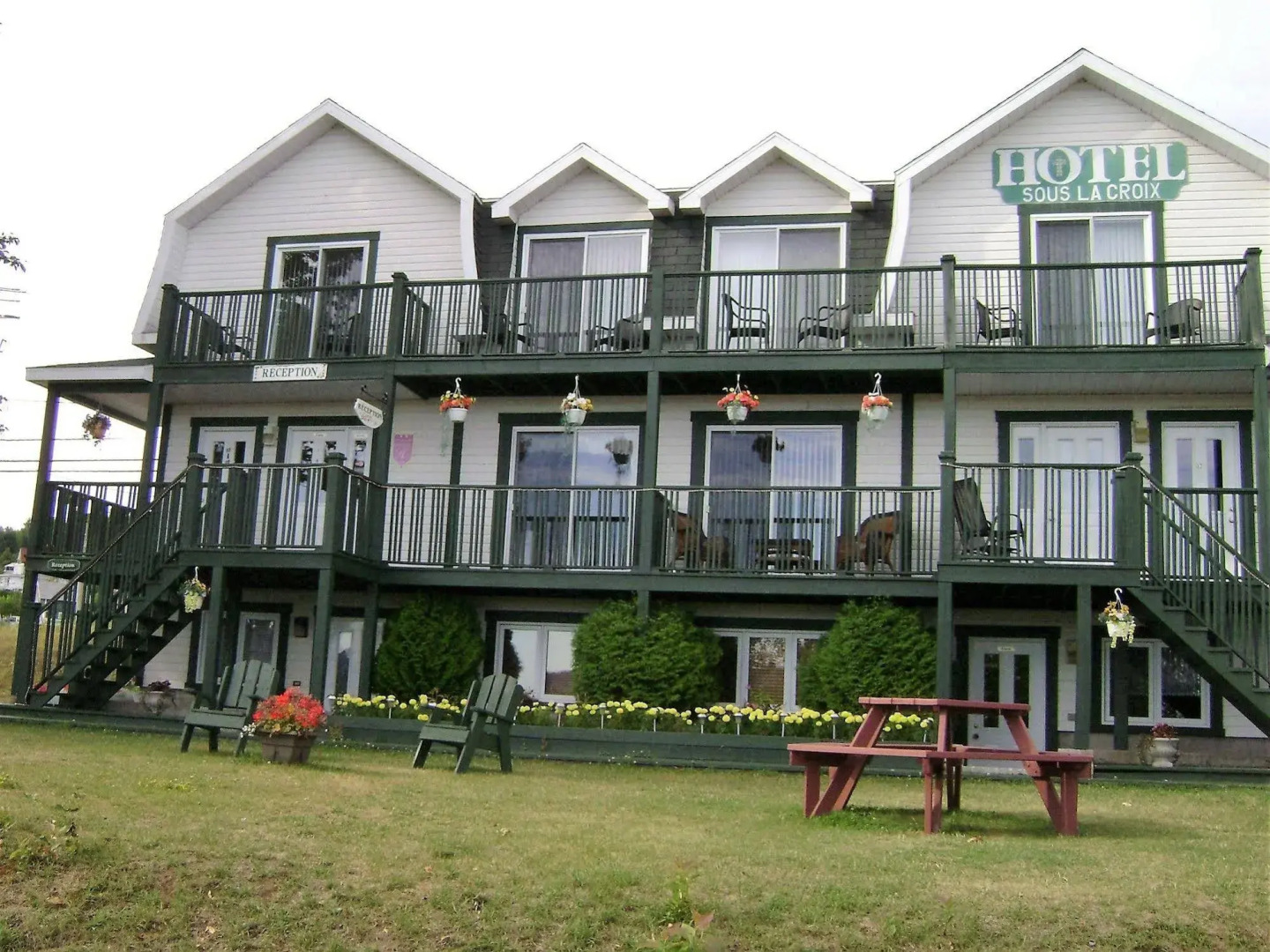 Hôtel Sous la Croix