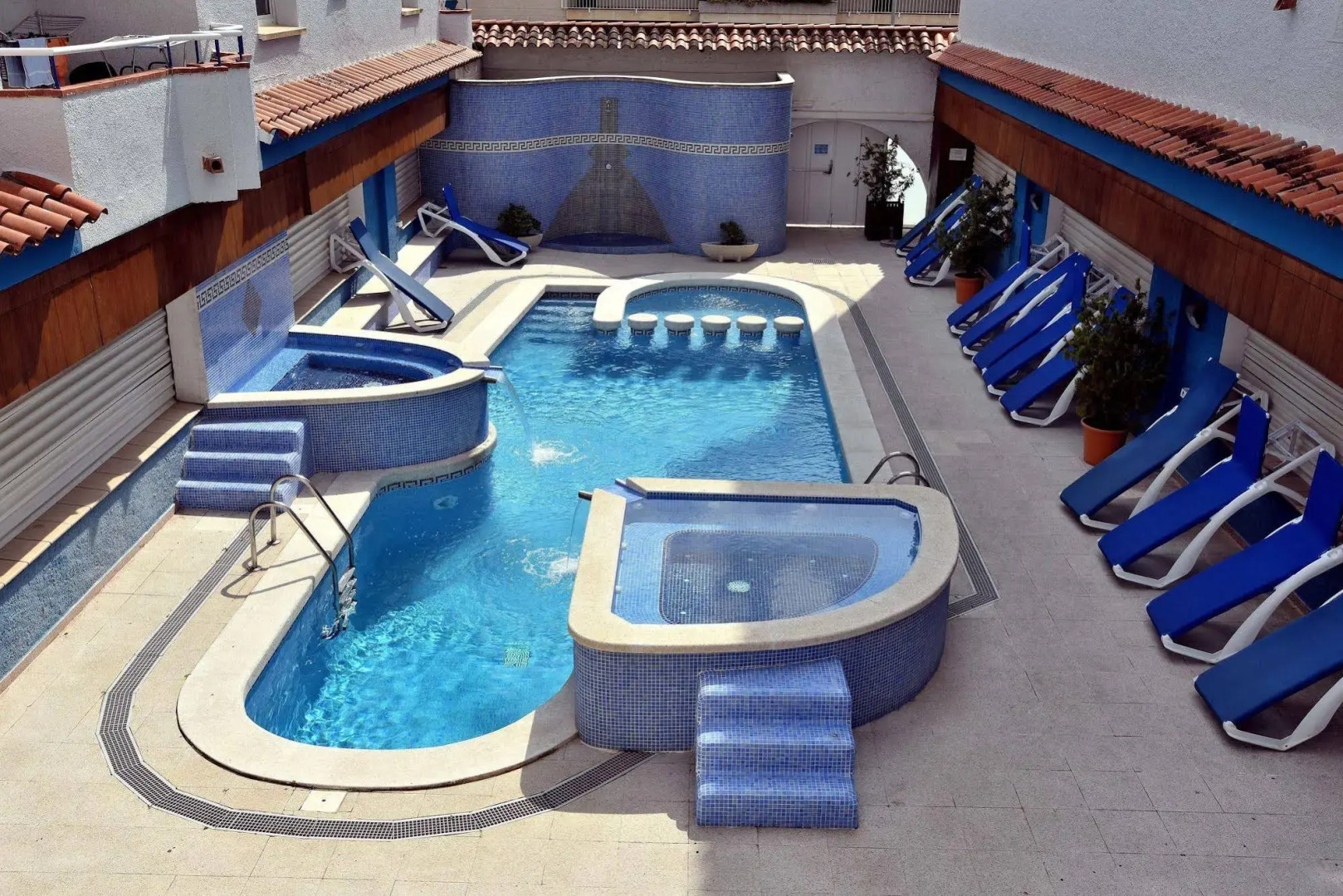 Apartamentos Maurici Park