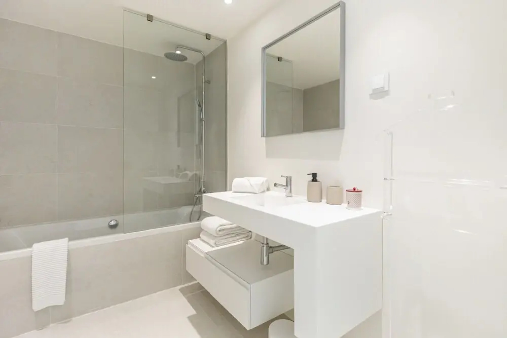 Troia Design Villa by Cadenzalux