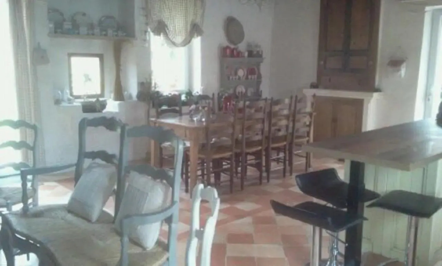 Le Clau Des Cerisiers