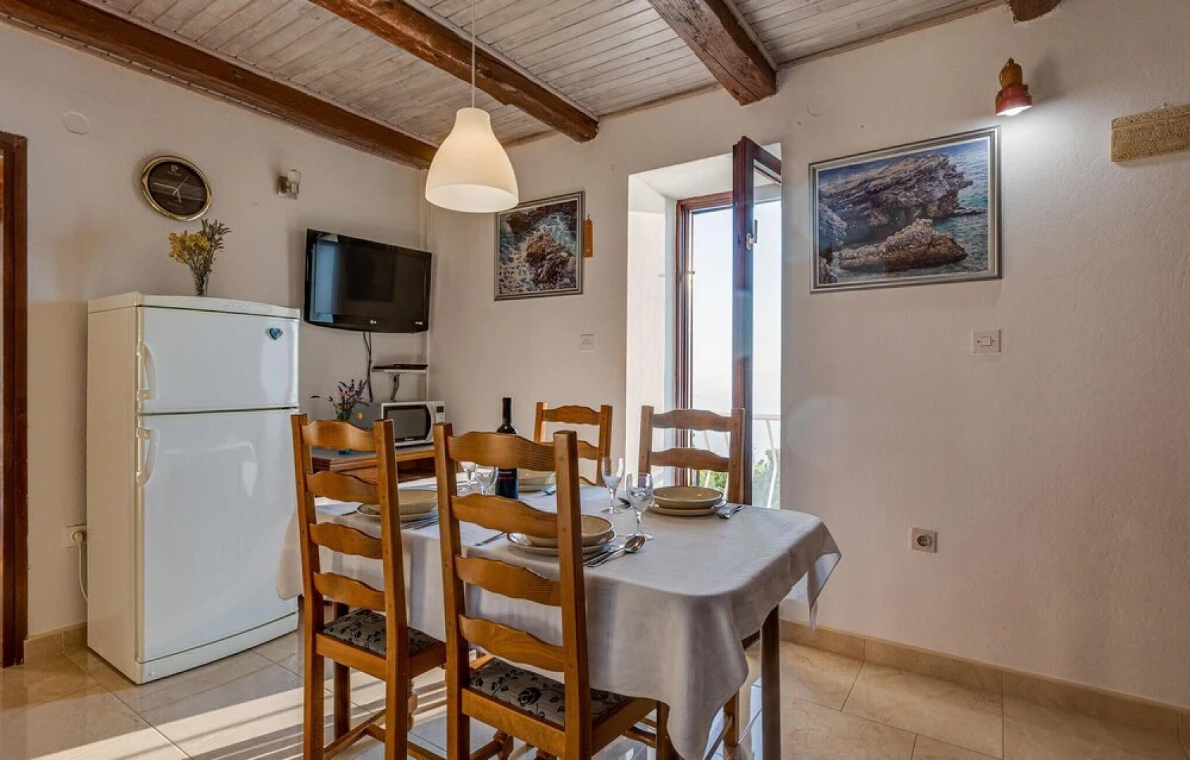 Stunning Apartment in Stara Baska With Wifi and 2 Bedrooms