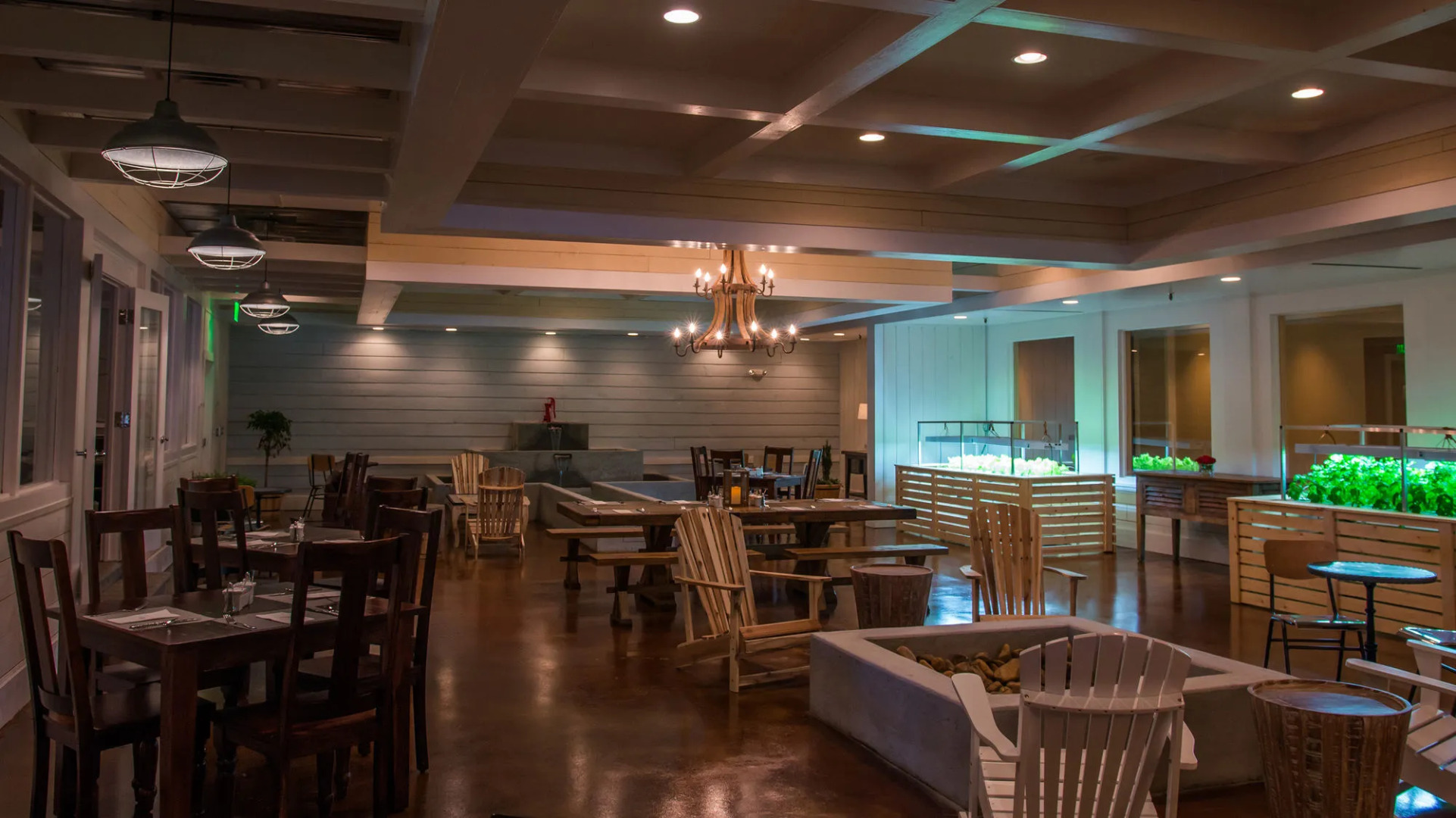 Bella Vista Hotel & Suites