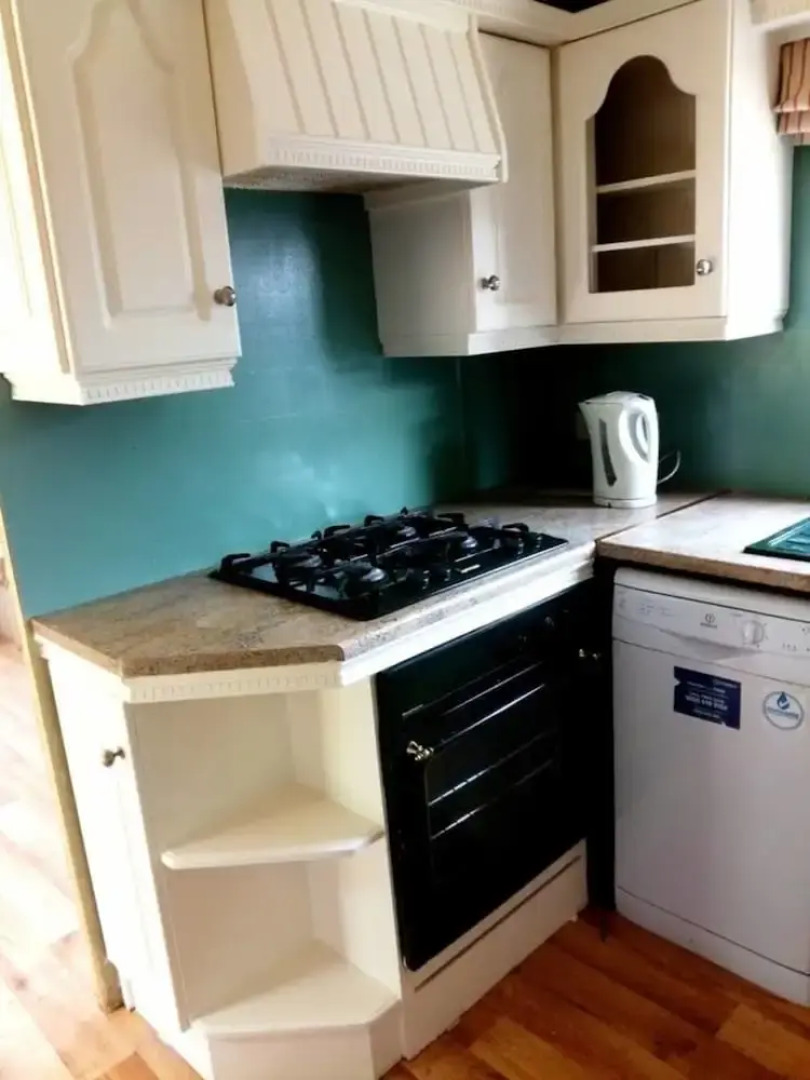 Midden Manor Country Stay on a Working Dairy Farm