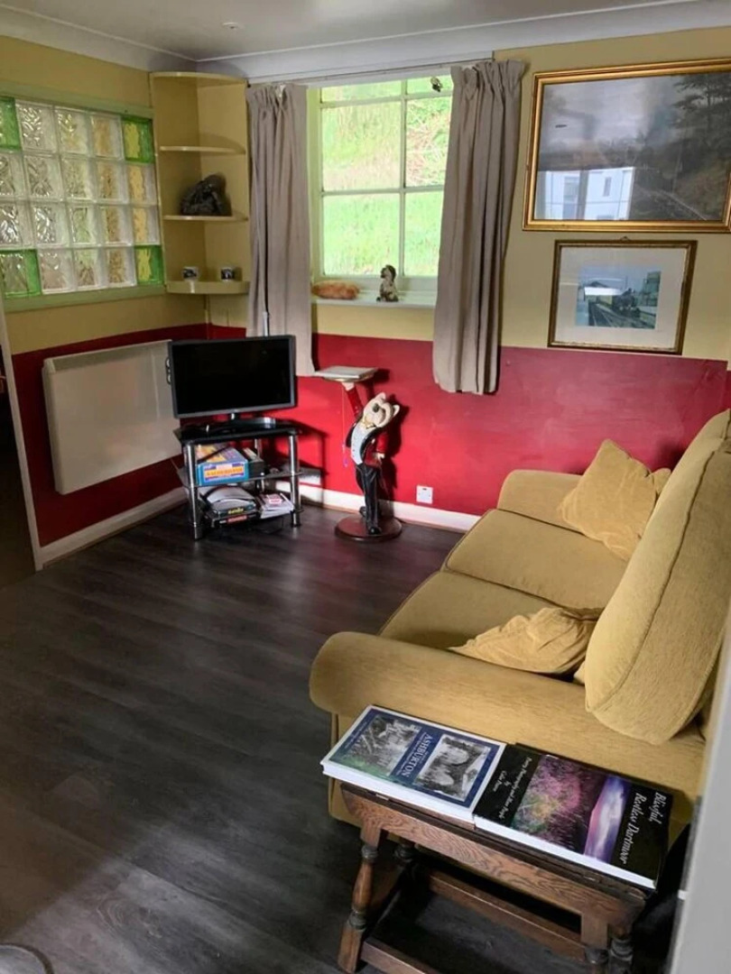 Historical GWR Building - Charming 1 bed Apartment